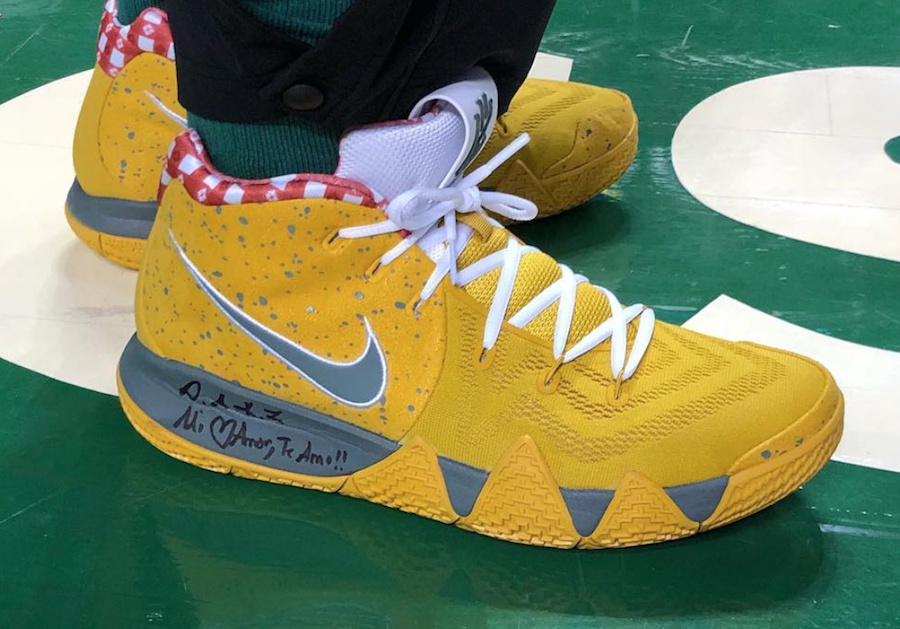 Nike Kyrie 4 kids Yellow Lobster